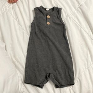 Gray ribbed romper